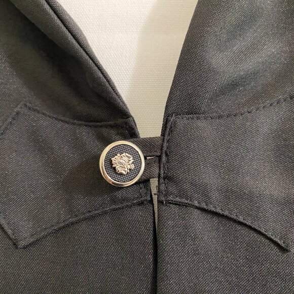 Regal School Robe – Green Lining – Inspired by Harry Potter |  Adult Medium - Picture 2 of 8